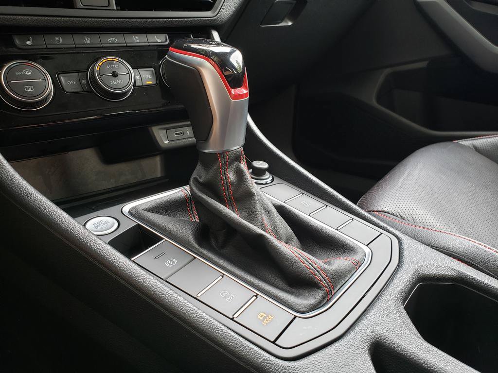 Used 2022 Volkswagen Jetta GLI Autobahn FWD image 25