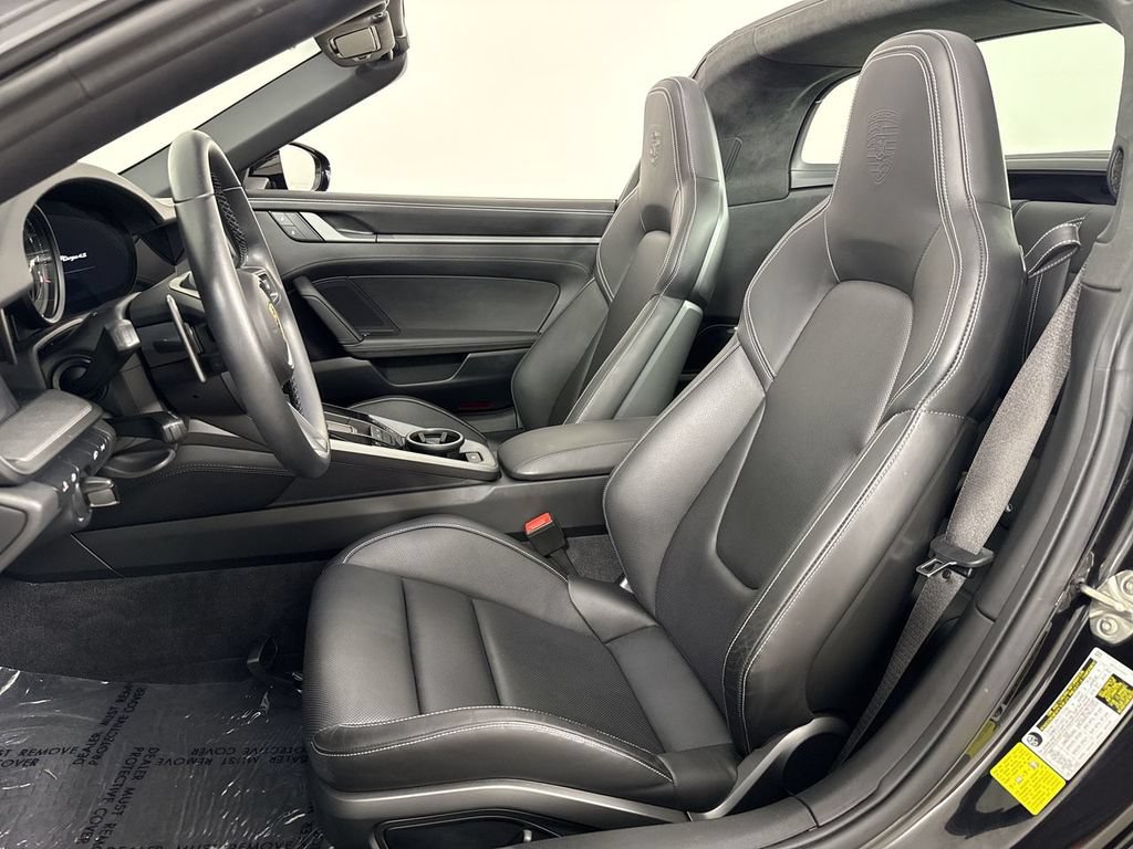 Certified 2023 Porsche 911 Targa 4S AWD/4WD image 5
