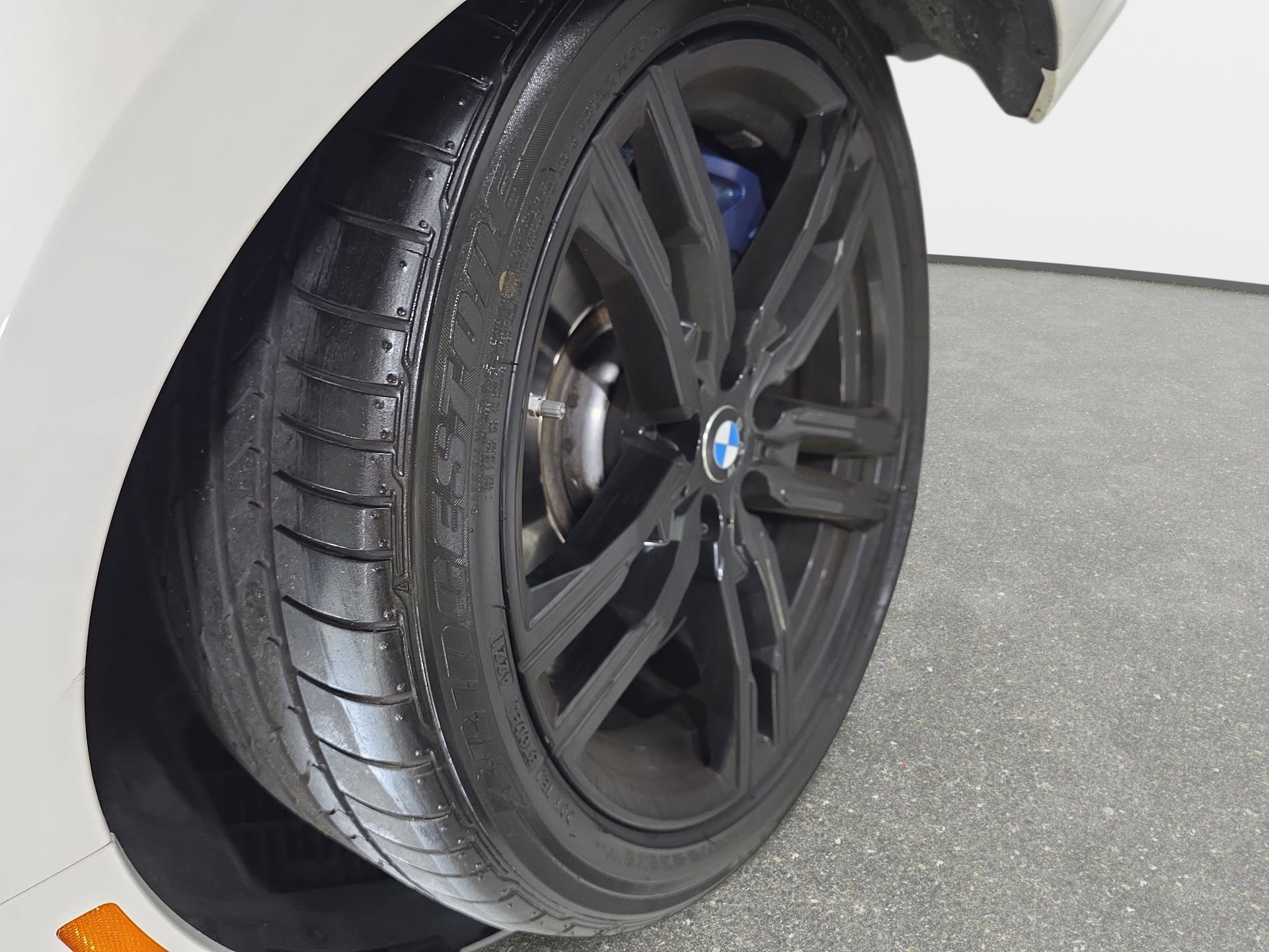 Used 2019 BMW M850i xDrive Convertible w/ Driver Assistance Package image 31