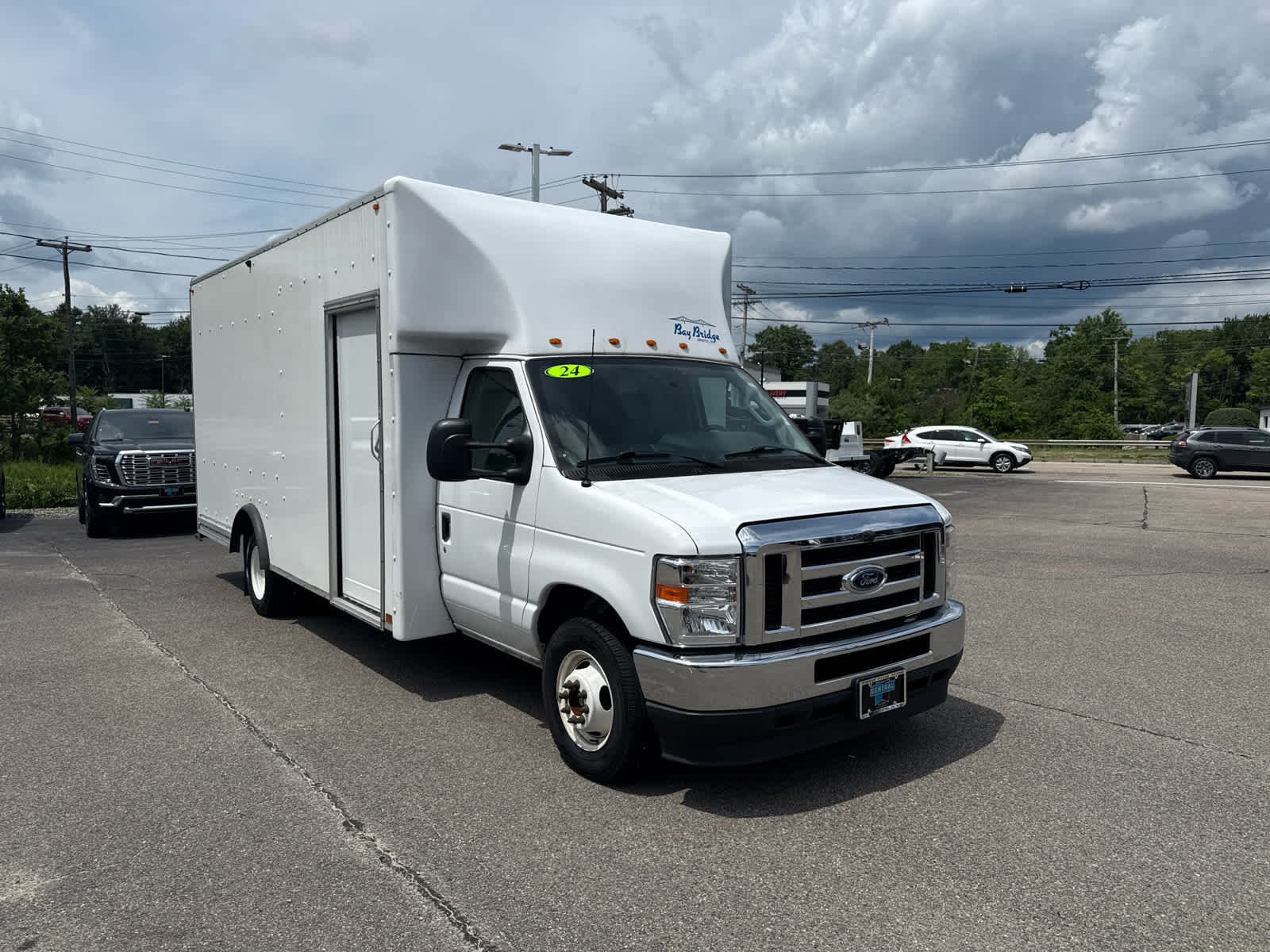 Used 2024 Ford E-350 and Econoline 350 Super Duty w/ Power Windows & Locks Group RWD image 7