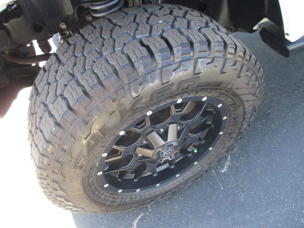 Used 2016 Jeep Wrangler Unlimited Sahara w/ Connectivity Group image 11