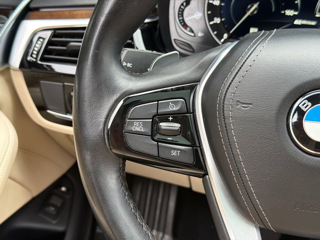 Used 2019 BMW 530e w/ Convenience Package RWD image 45