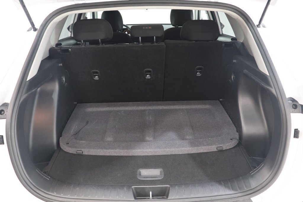 Used 2025 Hyundai Kona SEL FWD image 30