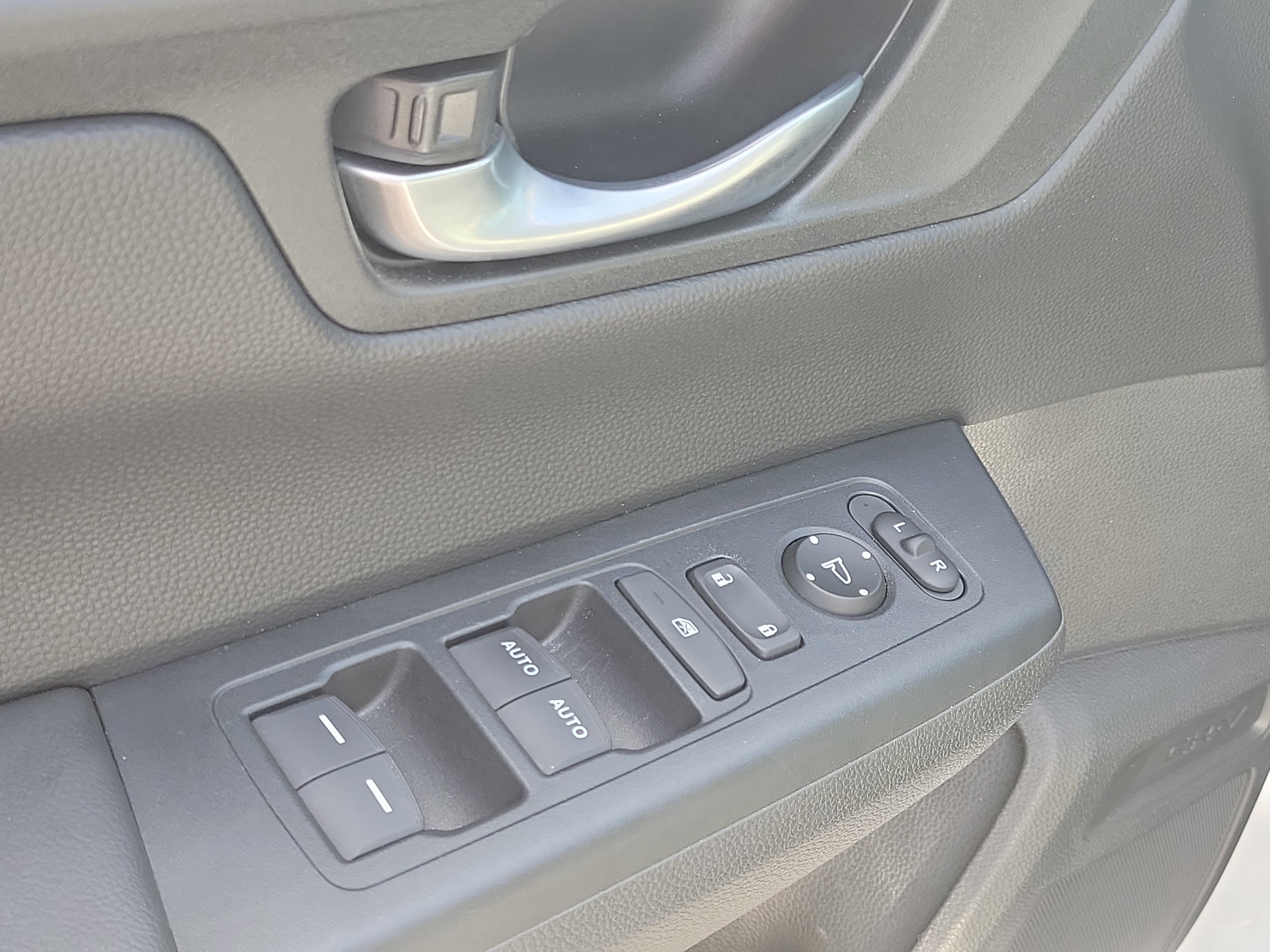 Used 2024 Honda CR-V EX image 22