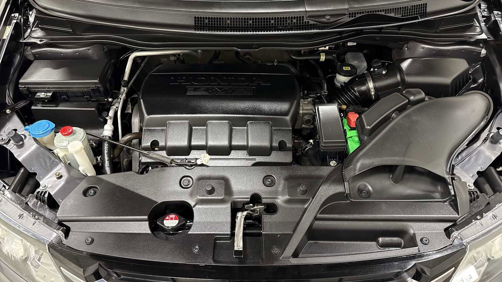 Used 2017 Honda Odyssey SE image 30