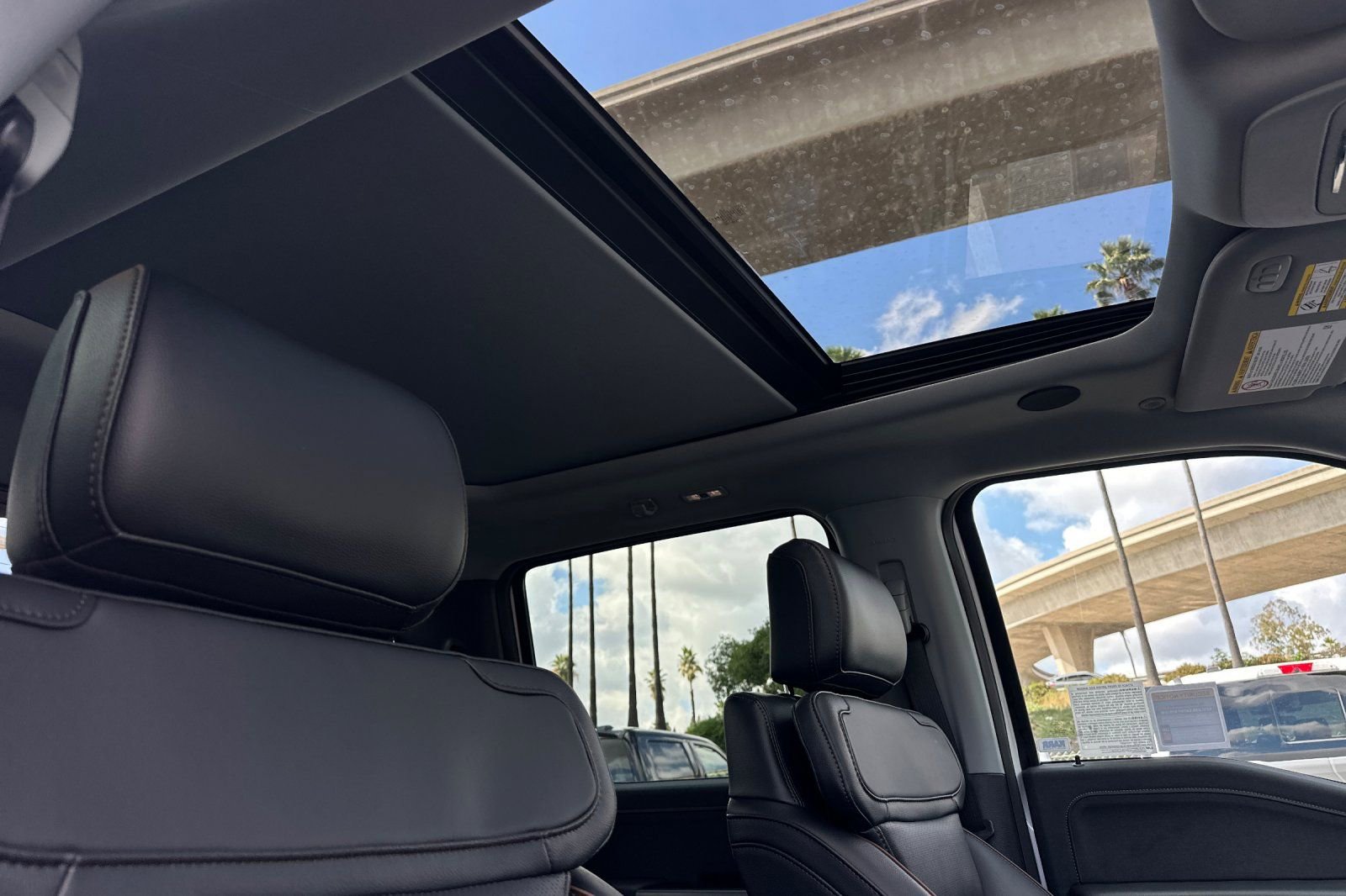 New 2026 Ford F250 Lariat w/ Black Appearance Package image 15