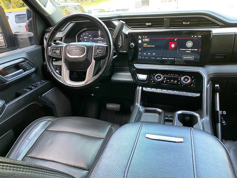 Used 2024 GMC Sierra 2500 Denali w/ Denali Reserve Package AWD/4WD image 22