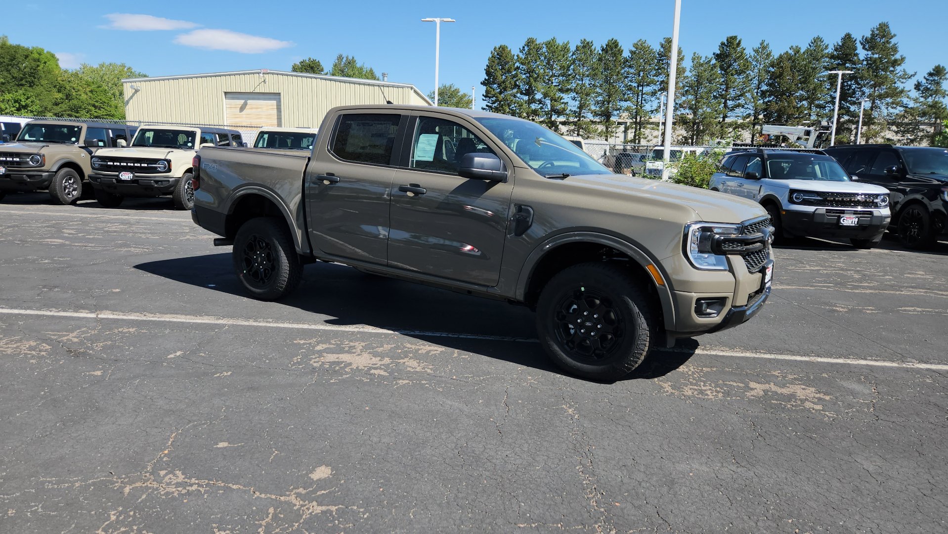 New 2026 Ford Ranger XLT w/ Equipment Group 301A High AWD/4WD image 8