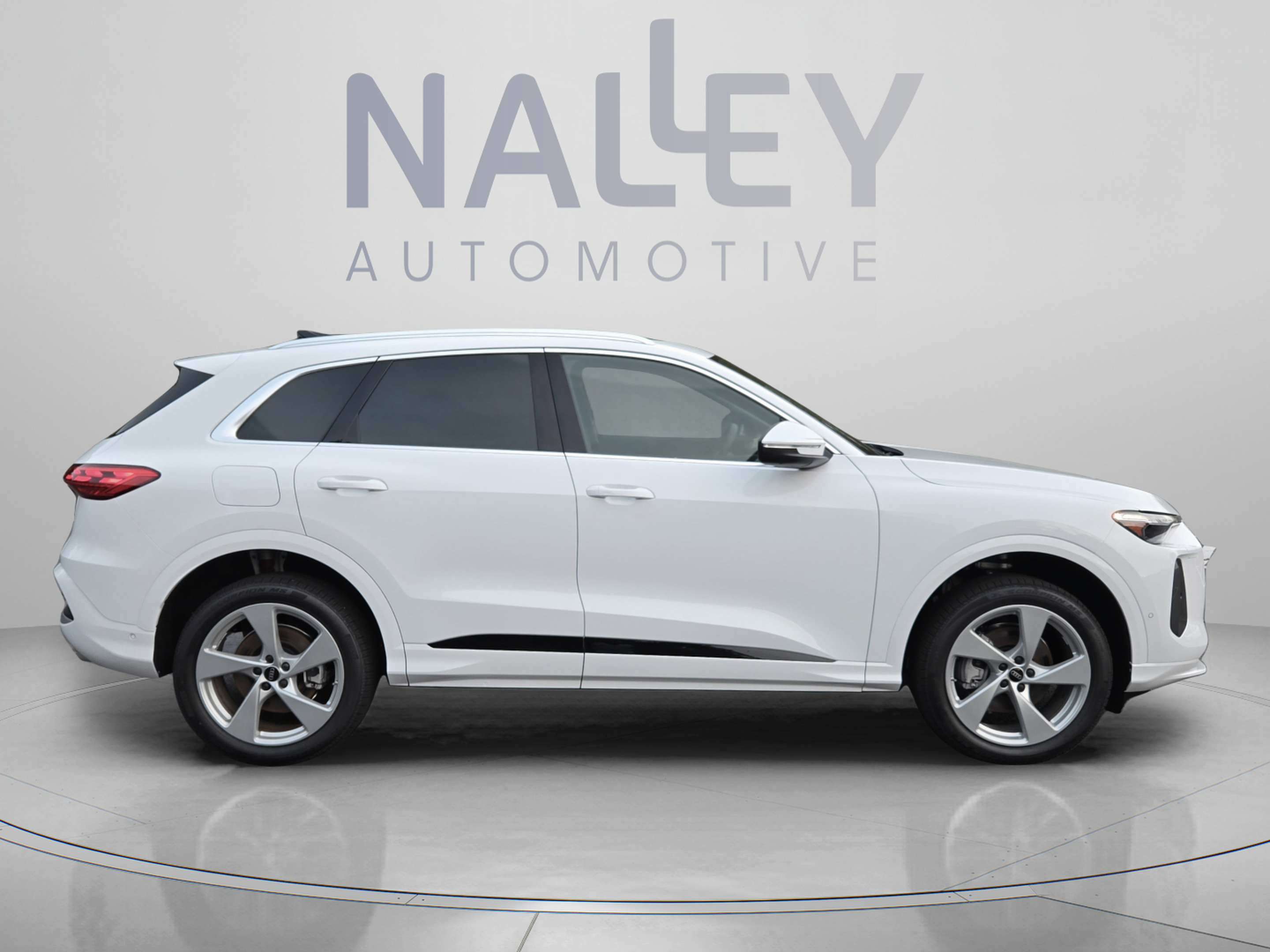 New 2026 Audi Q5 Premium Plus w/ Premium Plus AWD/4WD image 6