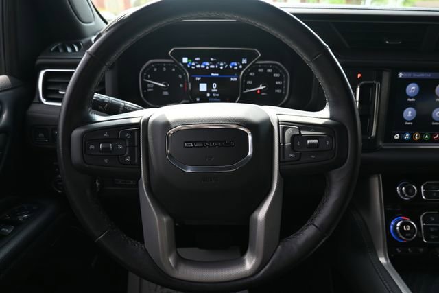 Used 2021 GMC Yukon Denali w/ Denali Ultimate Package AWD/4WD image 50