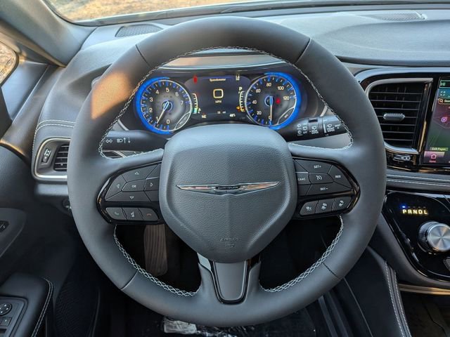 New 2026 Chrysler Pacifica Limited w/ S Appearance Package image 17