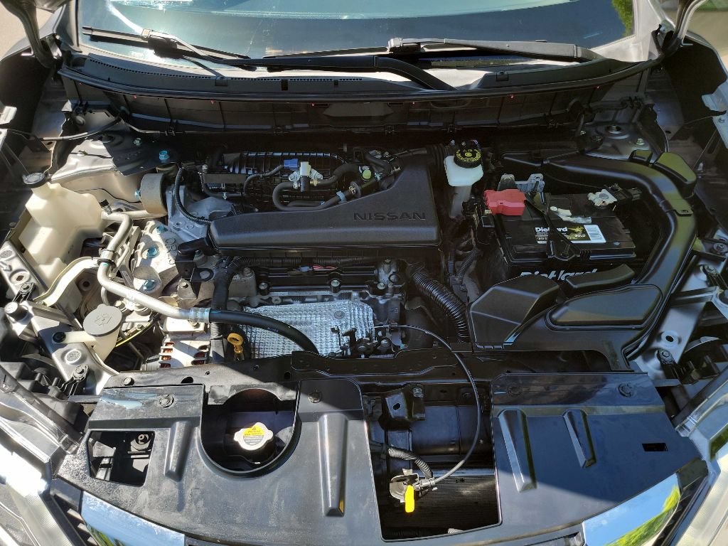 Used 2018 Nissan Rogue S FWD image 35
