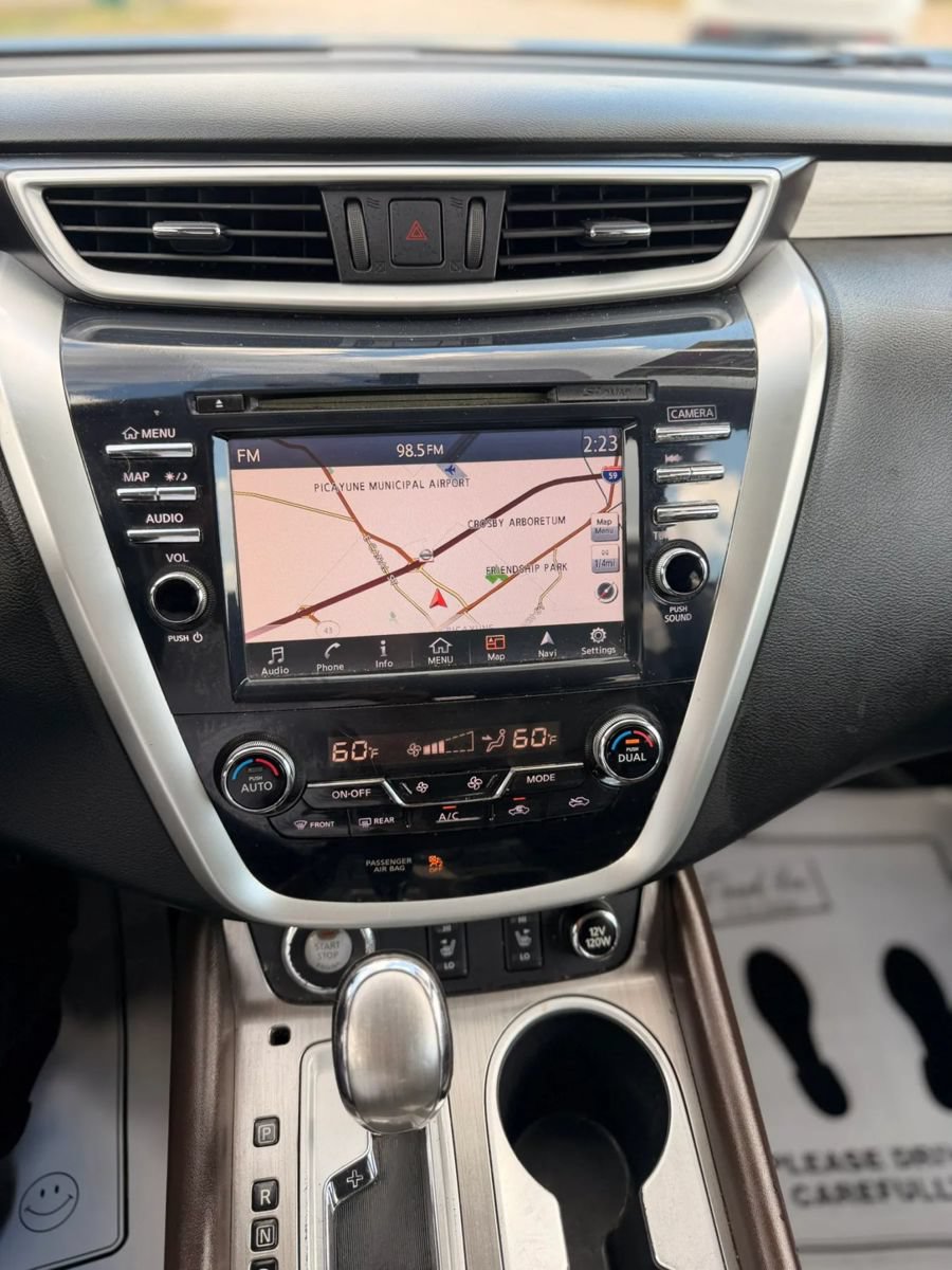 Used 2017 Nissan Murano SL w/ Cargo Package FWD image 9