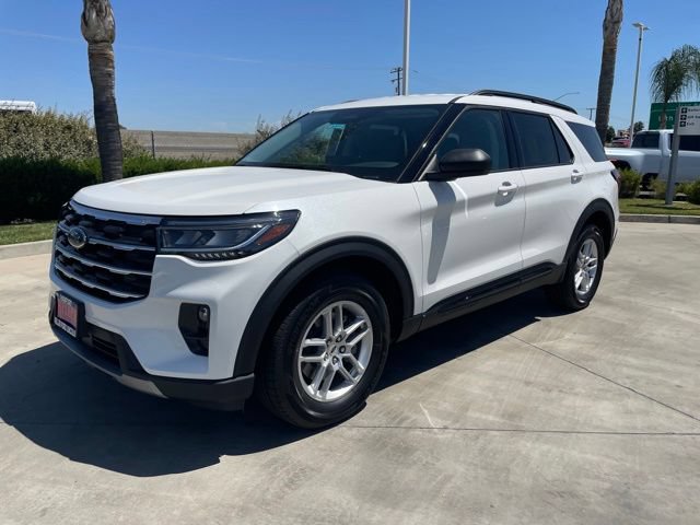 New 2026 Ford Explorer Active w/ Active Comfort Package RWD image 1