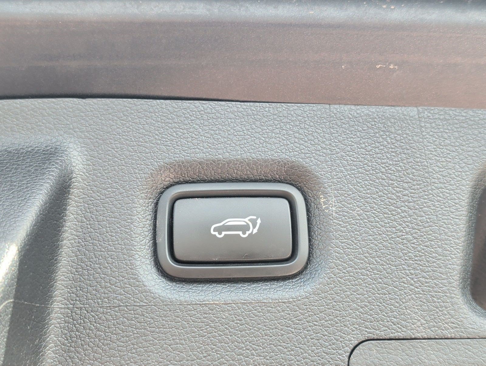 Used 2023 Hyundai Santa Fe SEL w/ Premium Package FWD image 27