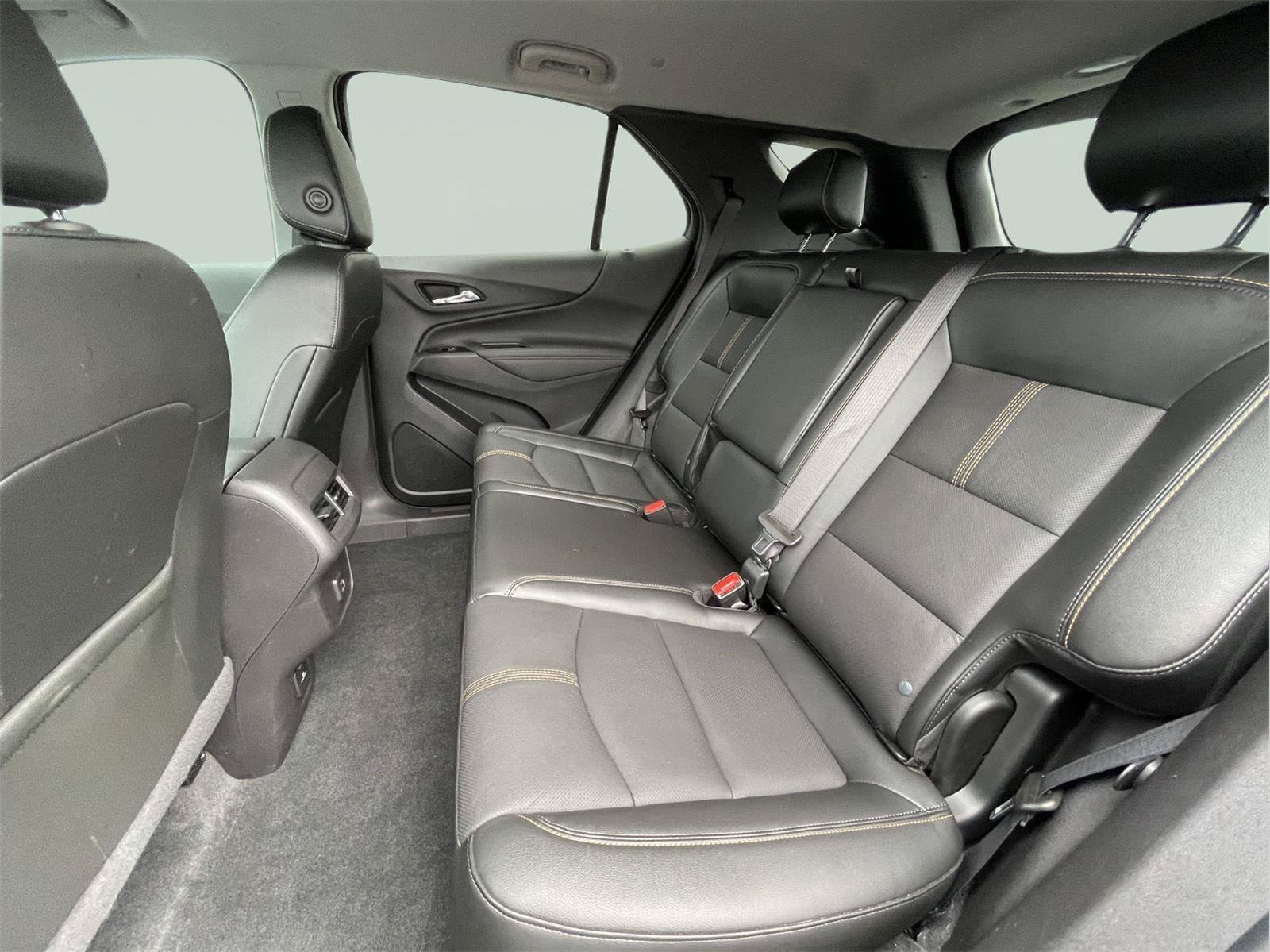 Used 2024 Chevrolet Equinox Premier w/ LPO, Floor Liner Package AWD/4WD image 15