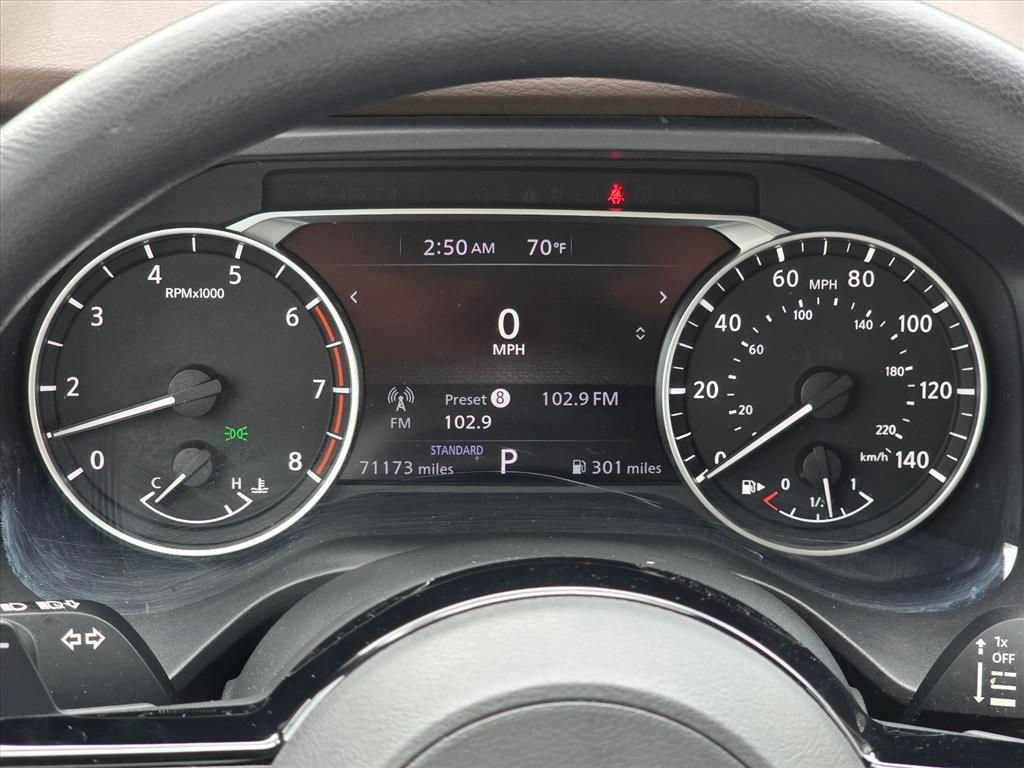 Used 2021 Nissan Rogue SV FWD image 7