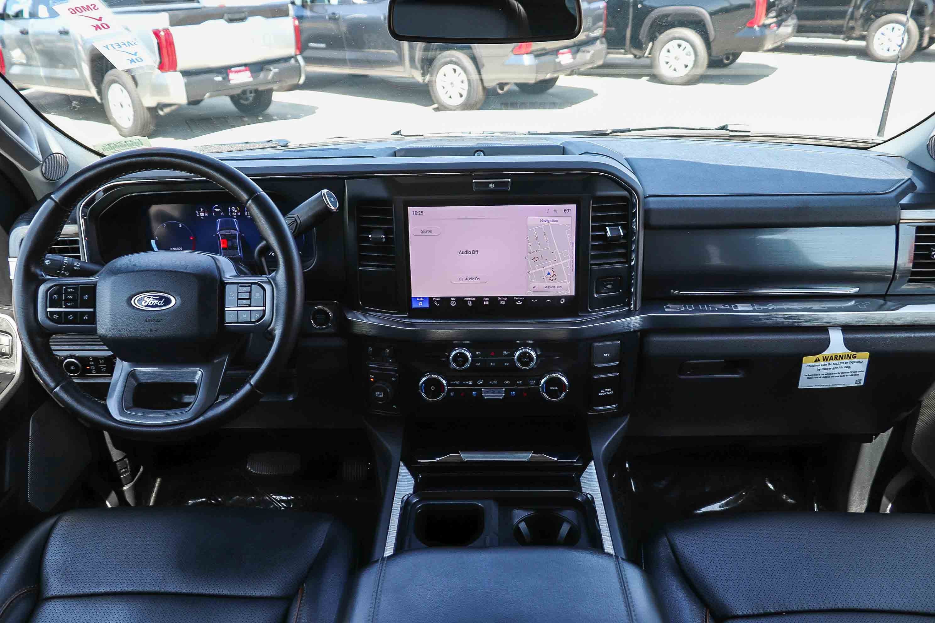Used 2025 Ford F250 Lariat AWD/4WD image 13