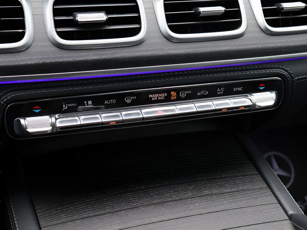 Used 2021 Mercedes-Benz GLS 580 4MATIC image 28