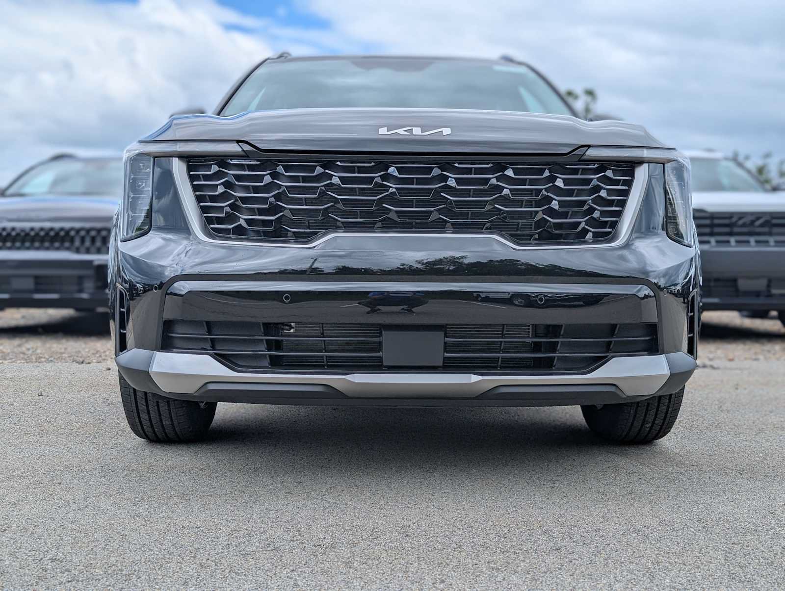 New 2026 Kia Sorento S w/ S Panoramic Sunroof Package AWD/4WD image 2
