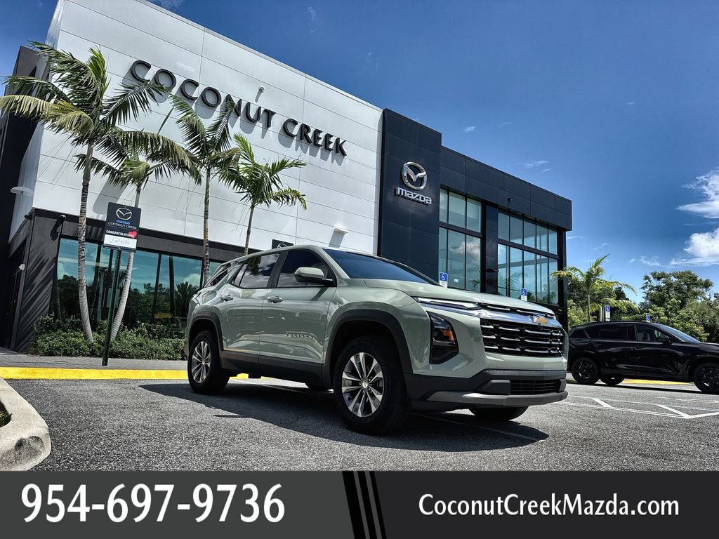 Used 2026 Chevrolet Equinox LT FWD image 1