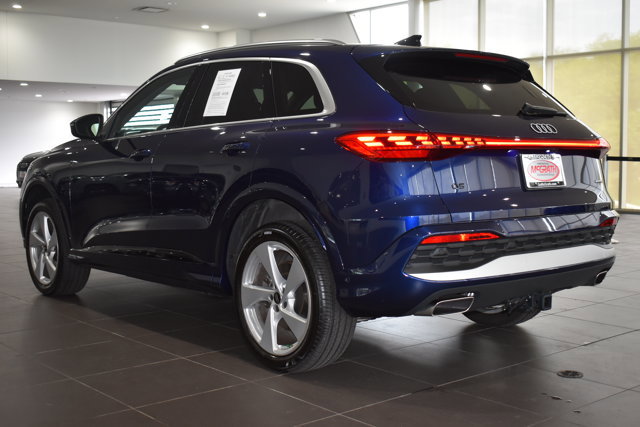 Used 2025 Audi Q5 Premium Plus w/ Premium Plus AWD/4WD image 8