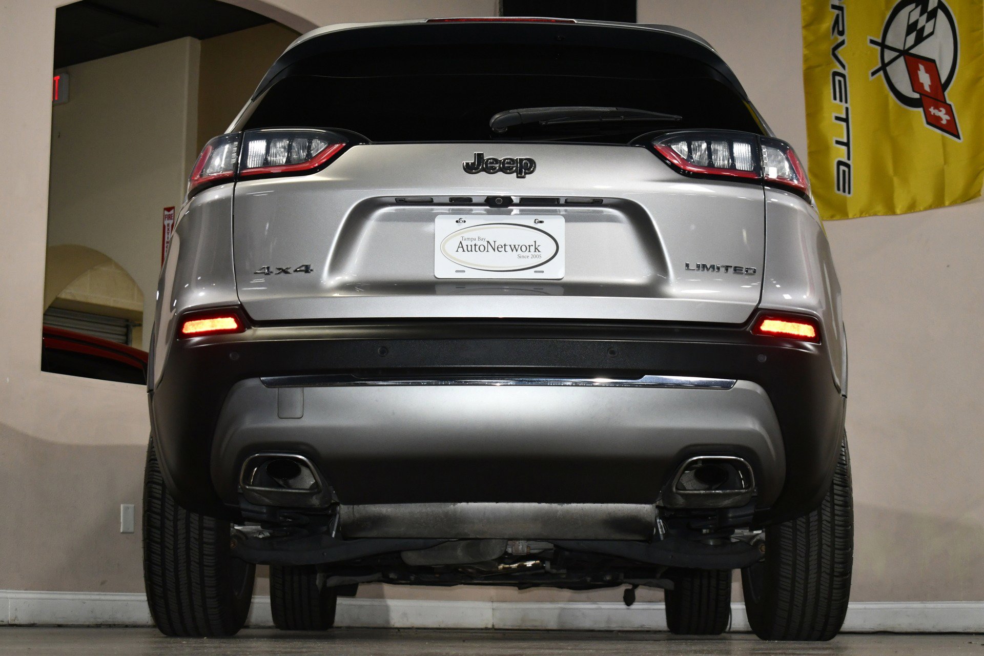 Used 2019 Jeep Cherokee Limited image 82