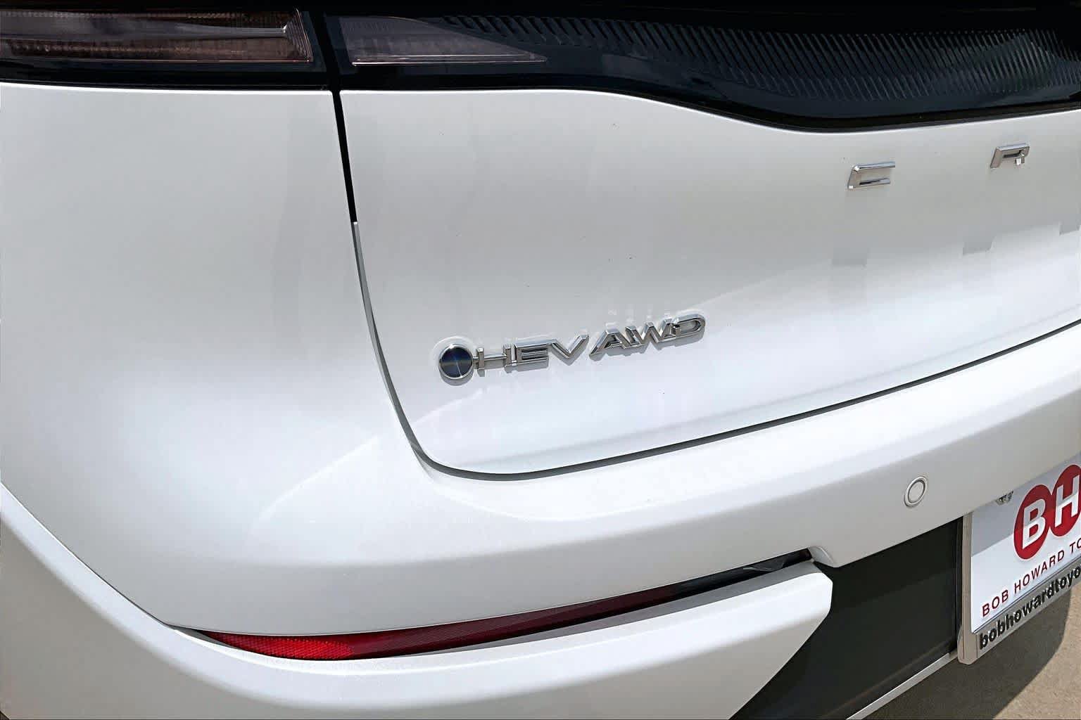 Used 2024 Toyota Crown AWD/4WD image 30