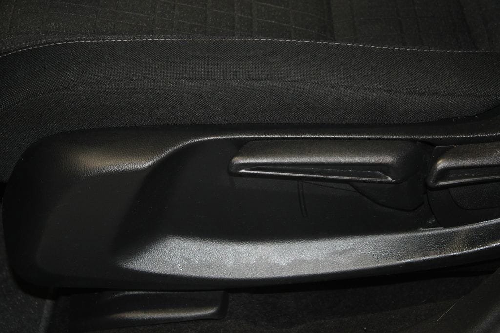 Used 2023 Honda HR-V LX image 13