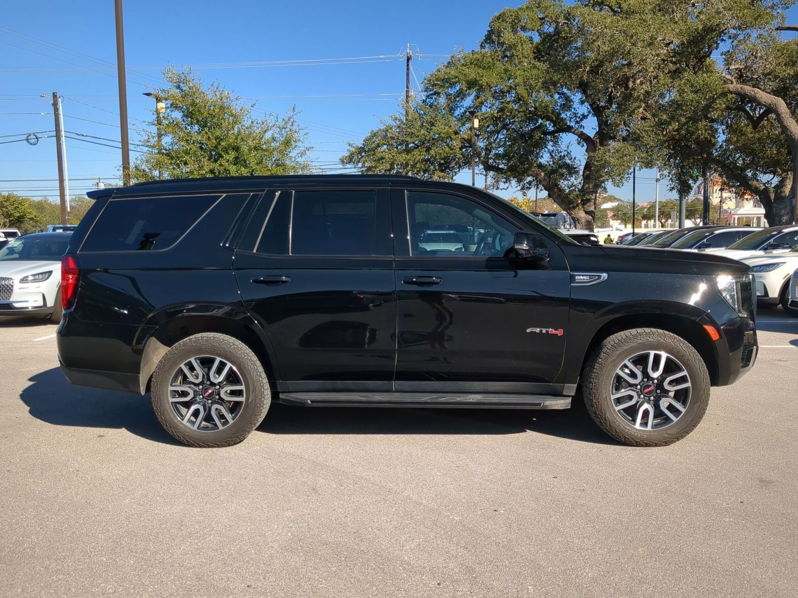 Used 2021 GMC Yukon AT4 w/ Rear Media and Nav Package image 2