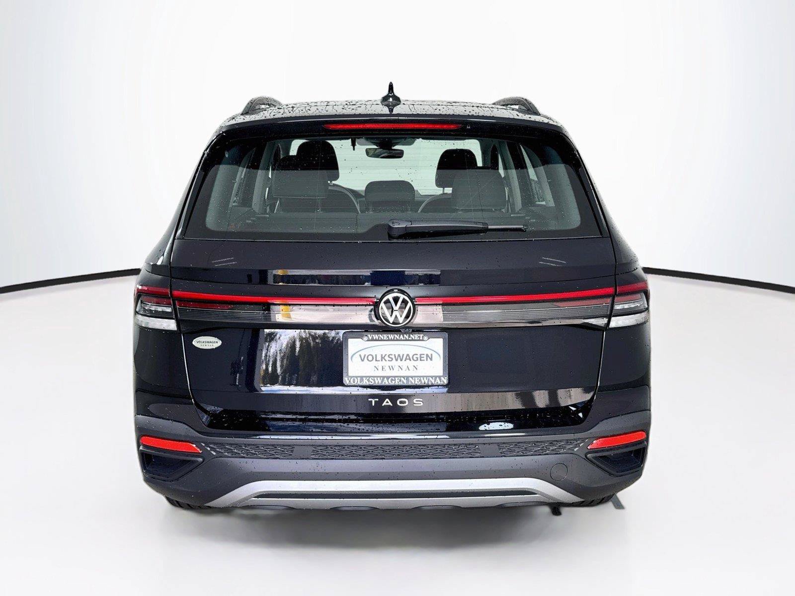 New 2027 Volkswagen Taos S FWD image 5