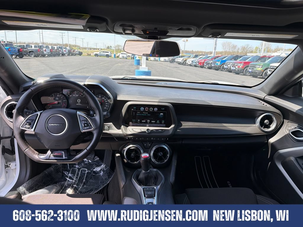 Used 2018 Chevrolet Camaro SS RWD image 12
