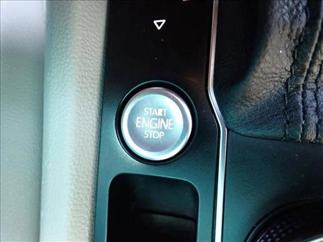 Used 2019 Volkswagen Atlas SE w/ Towing Package image 18