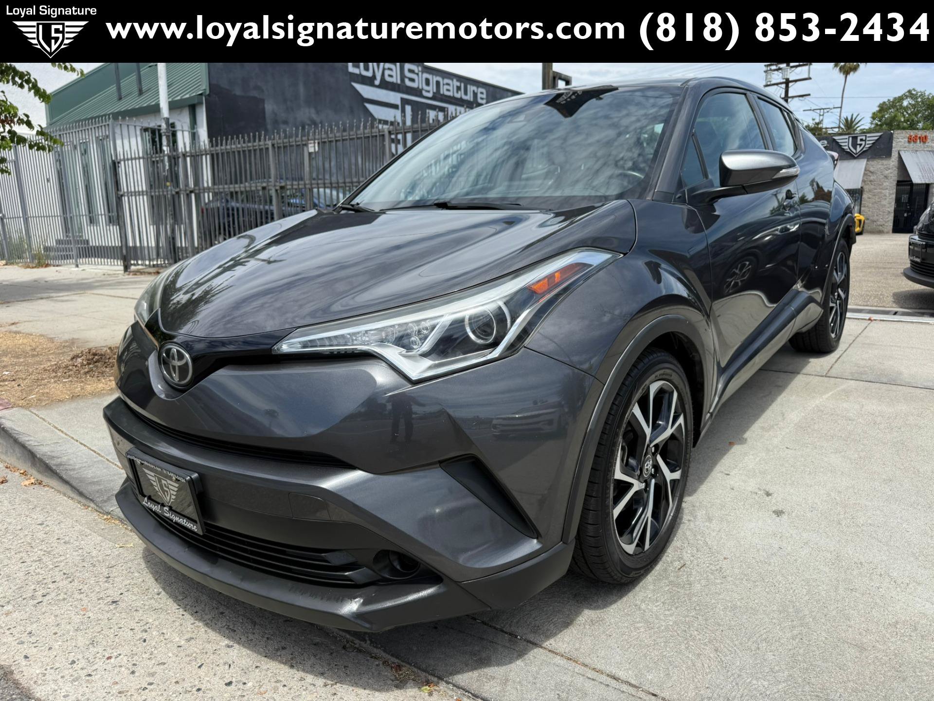 Used 2018 Toyota C-HR XLE FWD image 3