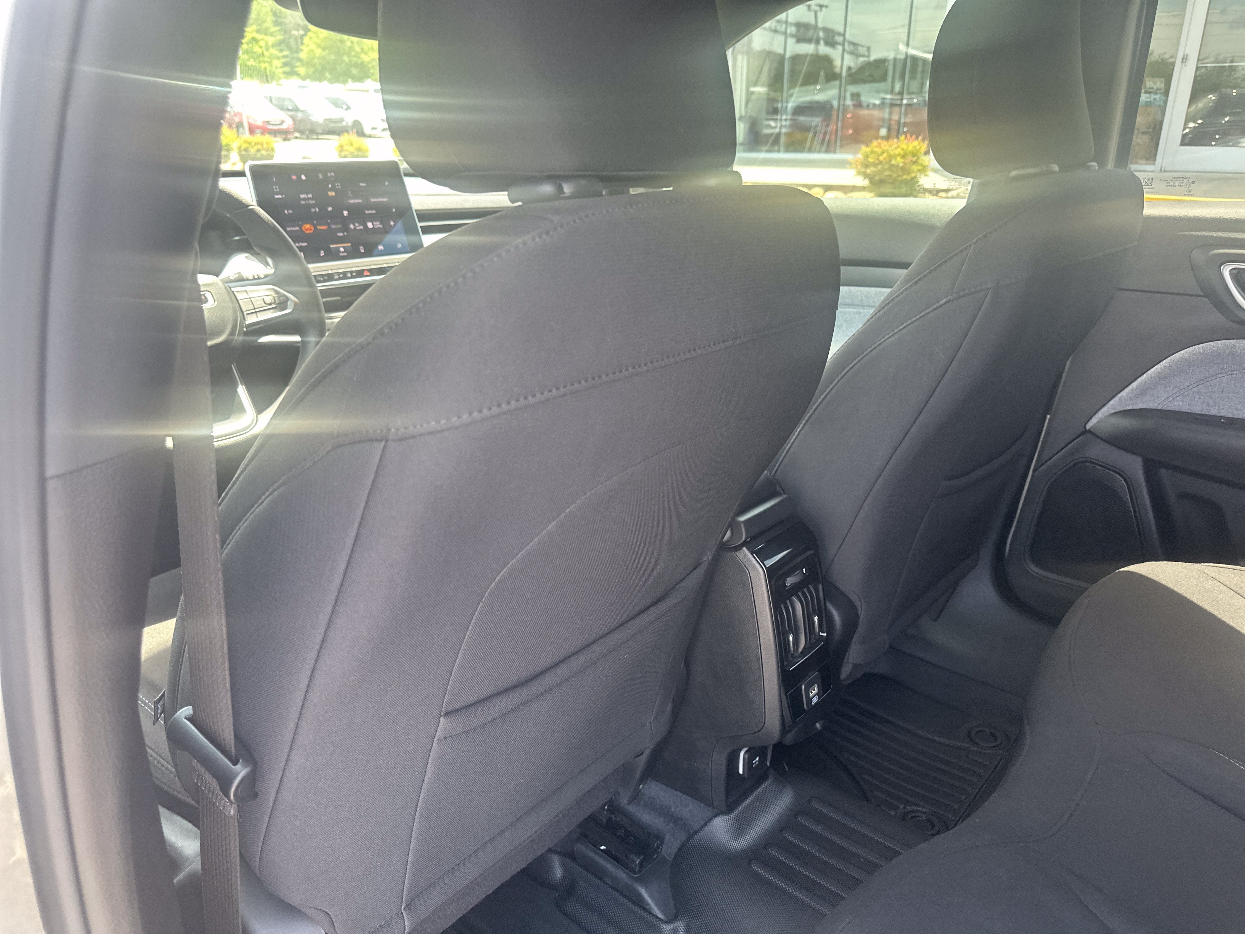 Used 2023 Jeep Compass Sport AWD/4WD image 17