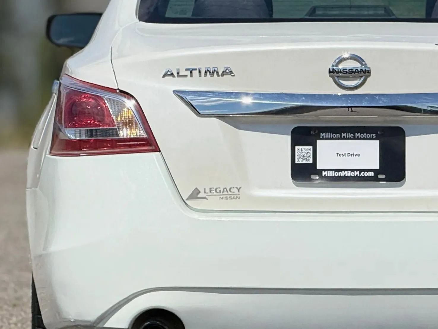 Used 2013 Nissan Altima 2.5 S FWD image 13