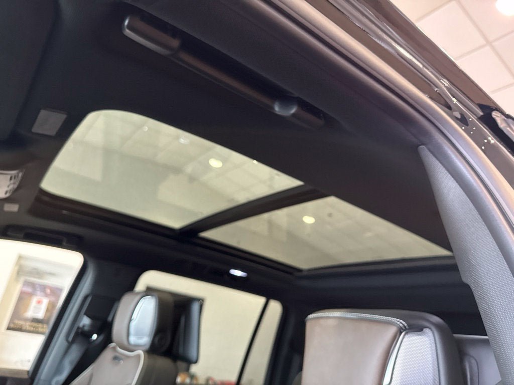 New 2026 GMC Yukon XL Denali Ultimate w/ LPO, Floor Liner Package AWD/4WD image 30