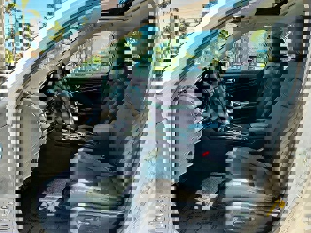 Used 2024 Honda Civic EX-L image 8