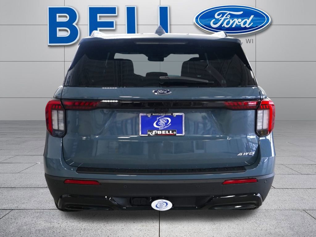 New 2026 Ford Explorer ST-Line w/ ST-Line Street Pack image 4