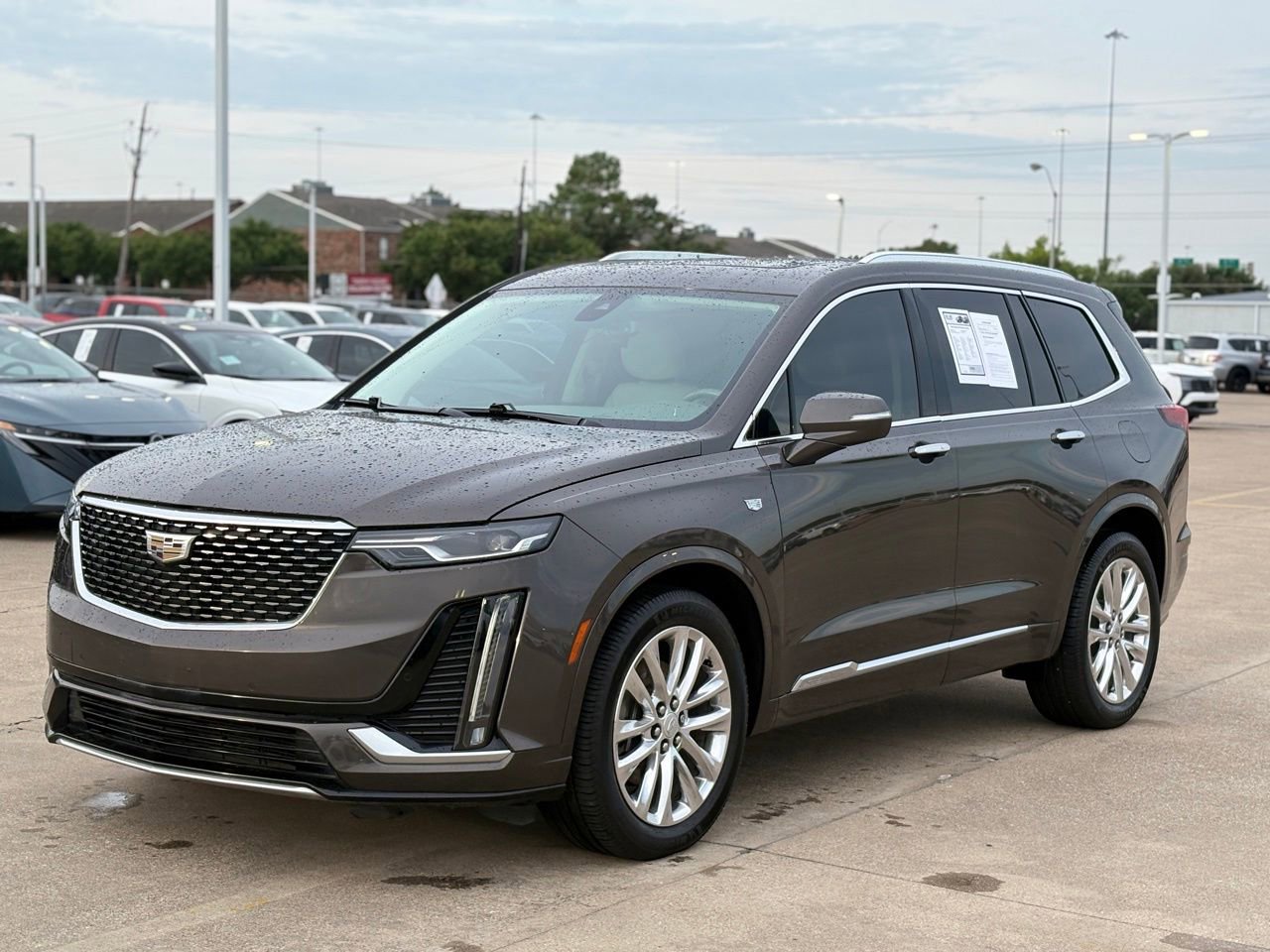 Used 2020 Cadillac XT6 Premium Luxury FWD image 4