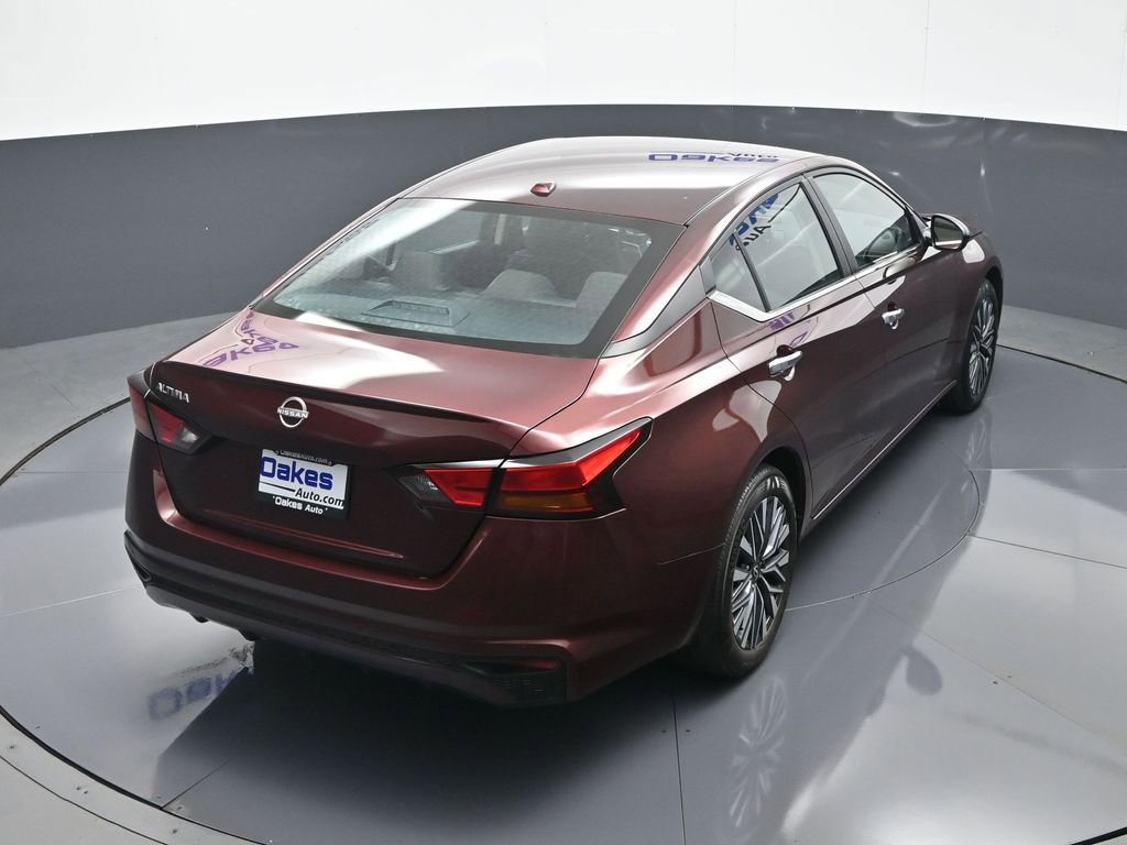 Used 2025 Nissan Altima 2.5 SV image 50