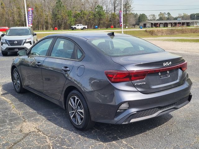 Used 2024 Kia Forte LXS image 5