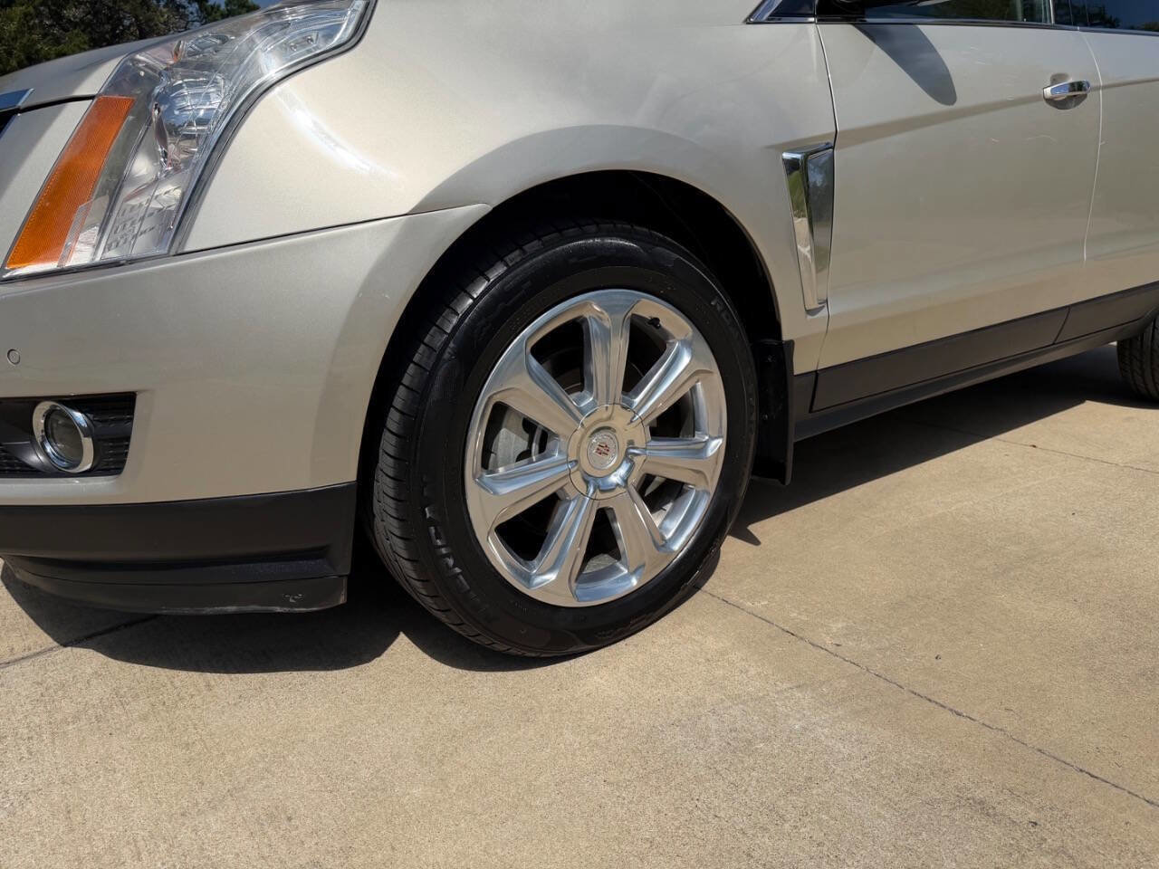 Used 2016 Cadillac SRX Performance w/ Driver Awareness Package FWD image 7