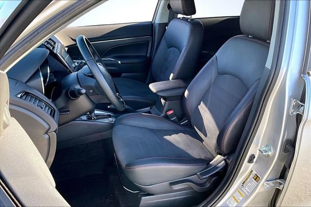 Used 2025 Mitsubishi Outlander Sport AWD image 20