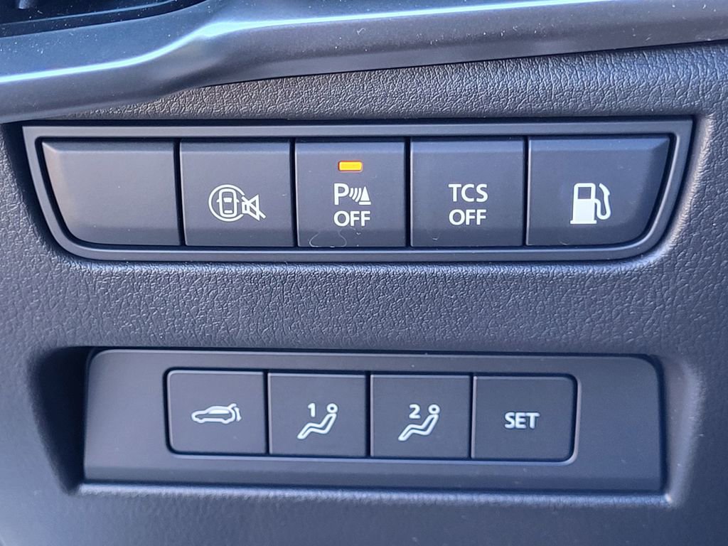 New 2025 MAZDA CX-70 Plug-In Hybrid w/ Premium Plus image 15