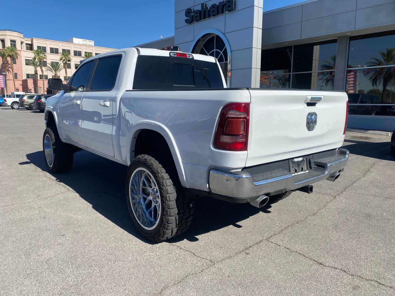 Used 2022 RAM 1500 Laramie AWD/4WD image 8