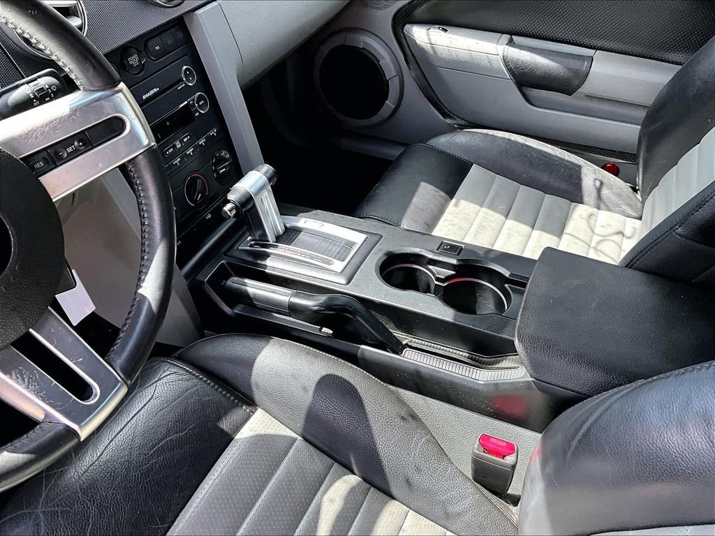 Used 2009 Ford Mustang GT Premium image 12