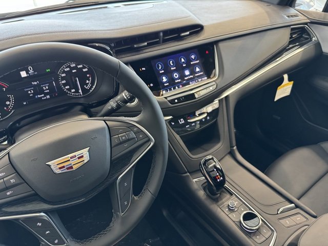 New 2025 Cadillac XT5 Premium Luxury image 18