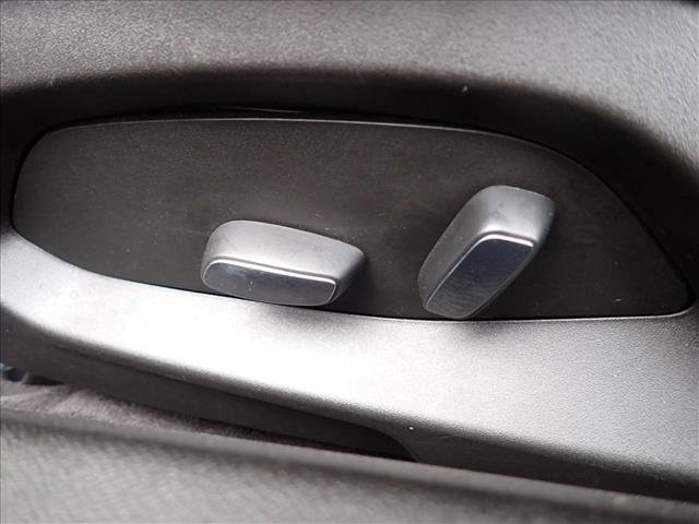 Used 2023 Chevrolet Corvette Stingray Coupe w/ Z51 Performance Package image 11