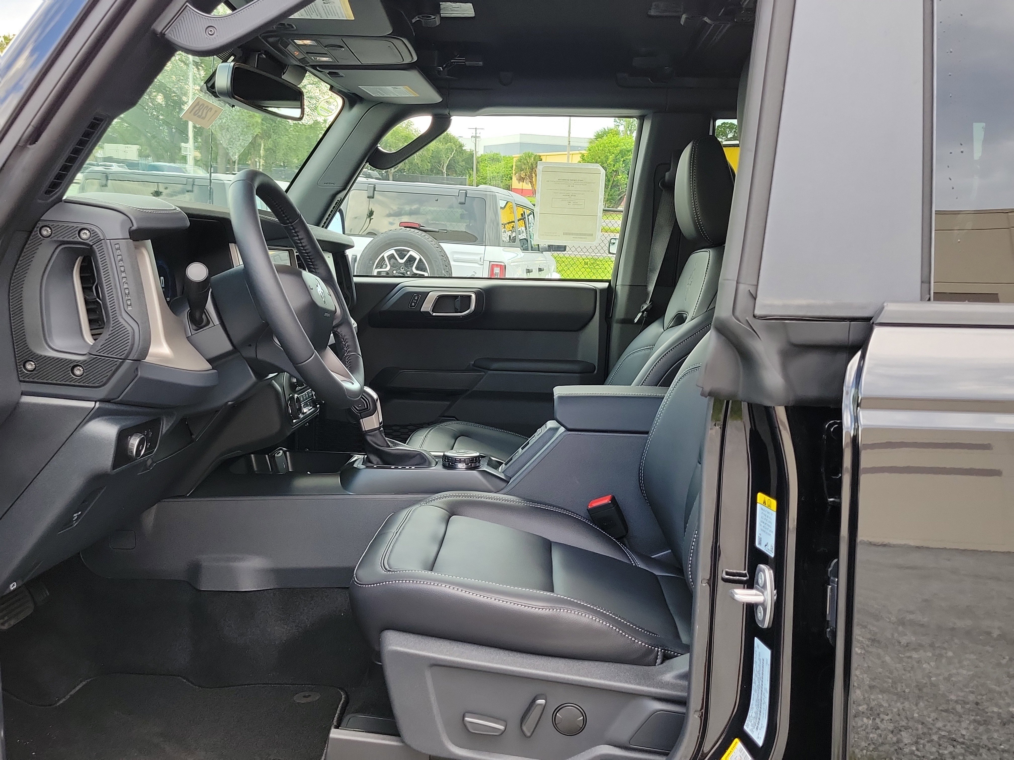 New 2026 Ford Bronco Outer Banks AWD/4WD image 17